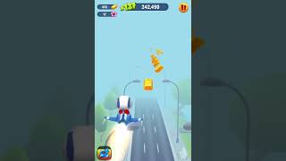 Hank flies in the sky✈🚒Talking Tom Gold Run screenshot 4