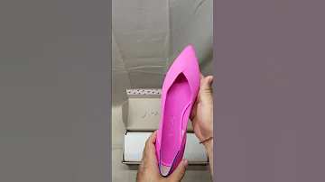 Unboxing Rothy's Pointed Toe Flats Dragon Fruit. #shorts #unboxing #Rothys #motherday #shoes