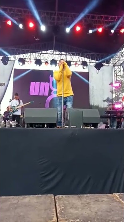 Penampilan apik konser ungu band terbaru 2022 #shorts #dasarhati #ungu