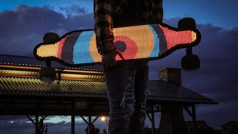 UDITER Pixel Rider – Dynamic LED Screen & Removable Battery Electric Skateboard!