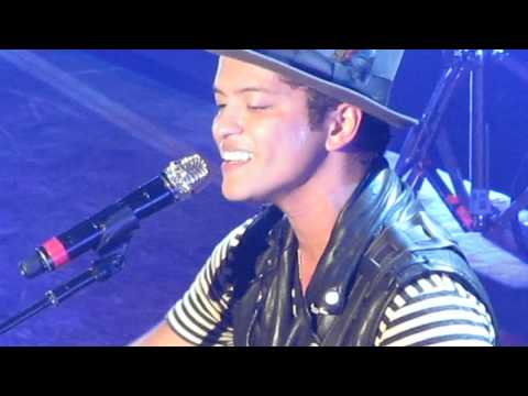Count on Me - Bruno Mars Concert 060811