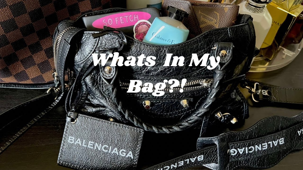 What’s in my Bag?! | Balenciaga Mini City Bag 🖤
