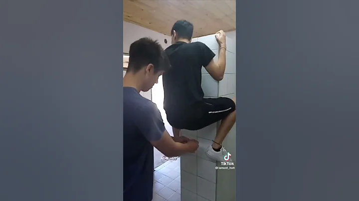 Well somebody is fart hands drying hey #tearfen #youtube #youtuber #shortsvideo #funnyvideos #viral