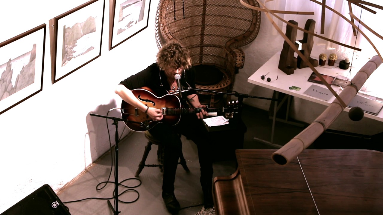 Toby Connor 'Run And Hyde' Live Solo