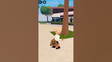I’M GONNA POOP MY PANTS #💩 #funny #roblox #youtubeshorts