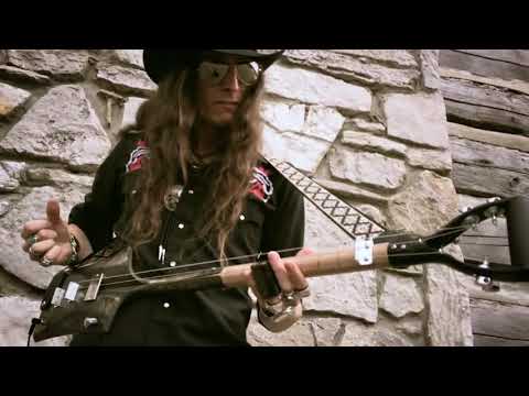 MotÃ¶rhead "ACE OF SPADES" on the 3-String Shovel!