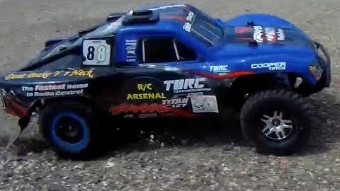 Powerful SLASH Sv3 Ki**in it (Drifts,Off-Road Speed shots)Castle Powered-RC Overdose