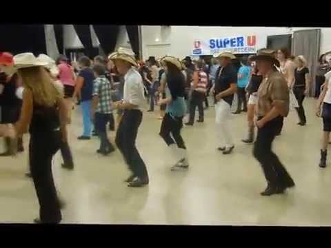 BAL COUNTRY A BOHARS CHEZ LES MILL'S VALLEY DANCERS 27 09 2014 - YouTube