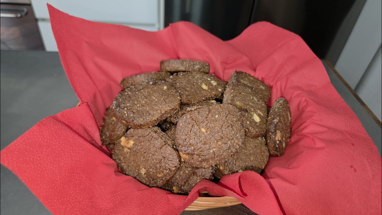 Frollini cacao e nocciole