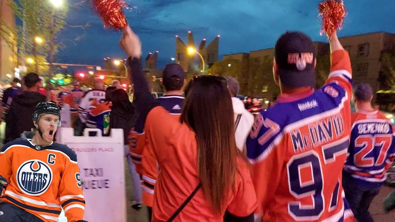 Edmonton Streets Oilers Win 2022 Stanley Cup Playoff Game Fans go crazy ...