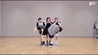 TXT Moa Diary Dubaddu Wari Wari except it's 5 other songs that have the same BPM