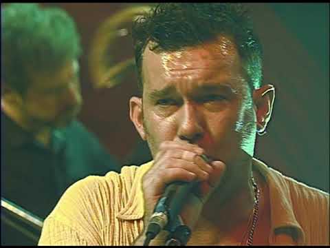 « Ride the Night Away » en acoustique