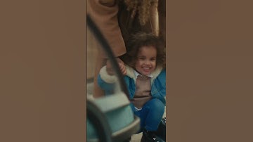 Looking for a bike trailer? Hamax Breeze and Cocoon can be used for biking, strolling and jogging!