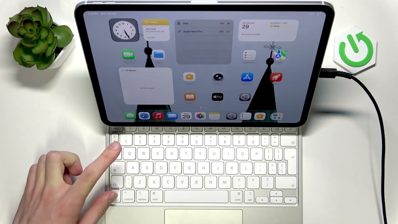 AppleiPad11第１世代 Wi-Fi64GB＋SmartKeyboard APPLE iPad 11th Gen Wi-Fi + Cellular – Keyboard Shortcuts