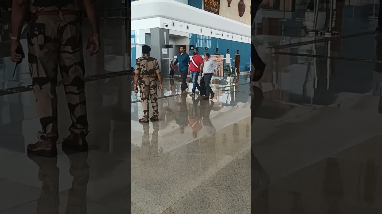 the great khali seen at gwalior airport 