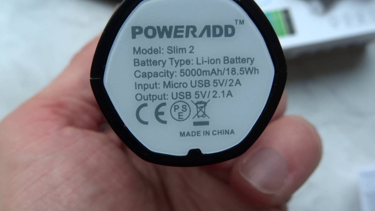 Batterie externe compacte 5 000 mAh Slim2 de Poweradd - YouTube