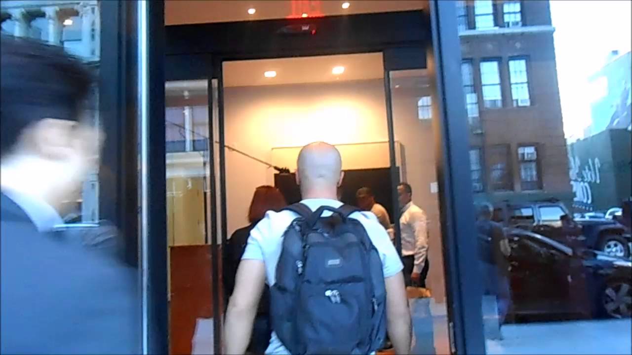 Jaden Smith & Sarah Snyder in NYC (9/11/16)