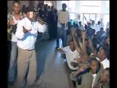 Adam Harun   Michuu baayyee Oromo Music