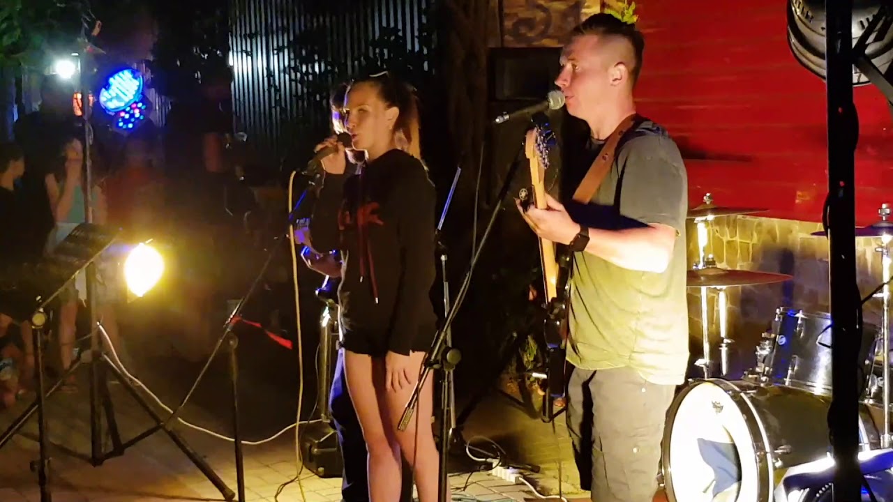 Группа Башмак Великана в Коктебеле 30.06.2018 - YouTube