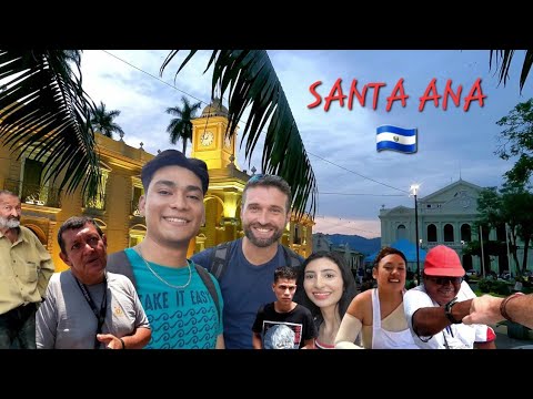 Is this El Salvador's friendliest city? Hunting for Coconuts in Santa Ana 🇸🇻
