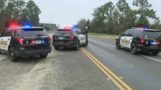 Dayton ISD 8th grade student struck, killed while trying to cross road, officials say