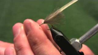 TCO Fly Tying - Parachute Emerger - Gavin Robinson