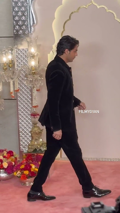 upcoming super star of Bollywood Aryan Khan son of srk entery #fitness #trending #trendingshorts