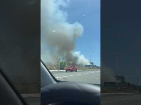 Susto en Huelva tras un incendio en el Paseo Marítimo