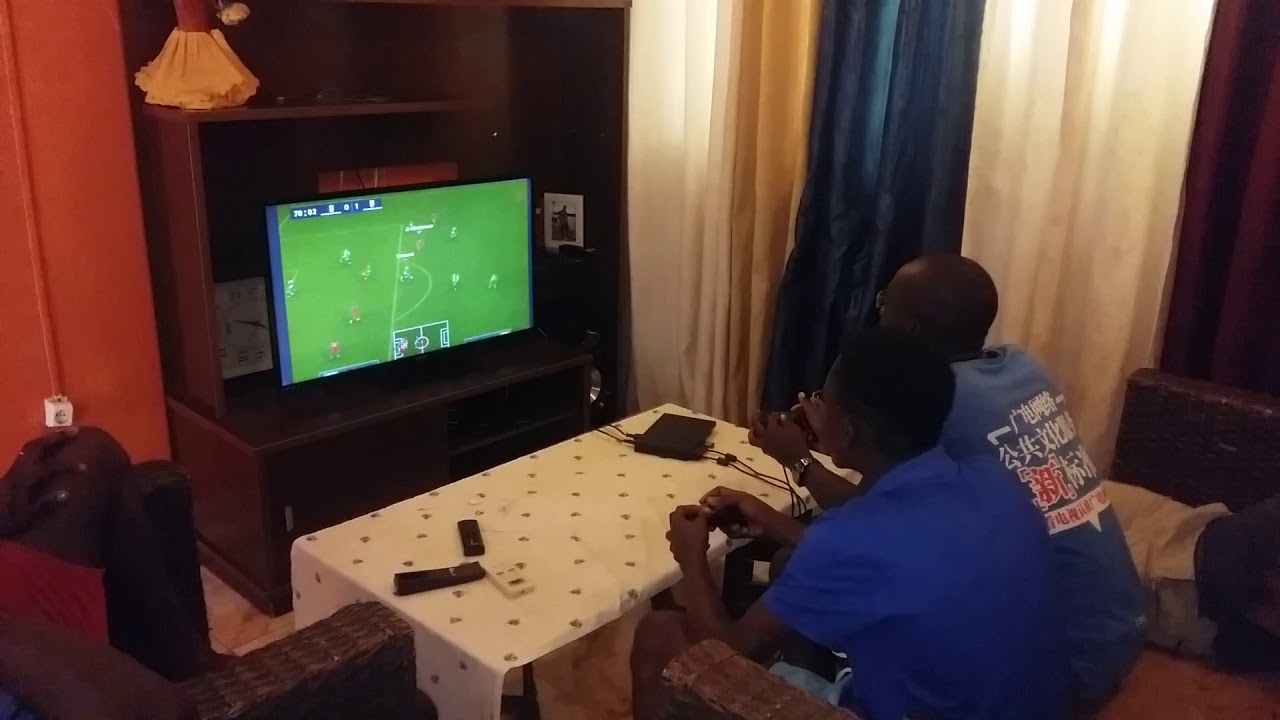 Play station4 em casa - YouTube