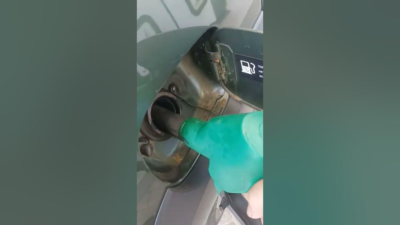 заливная горловина нива шевроле