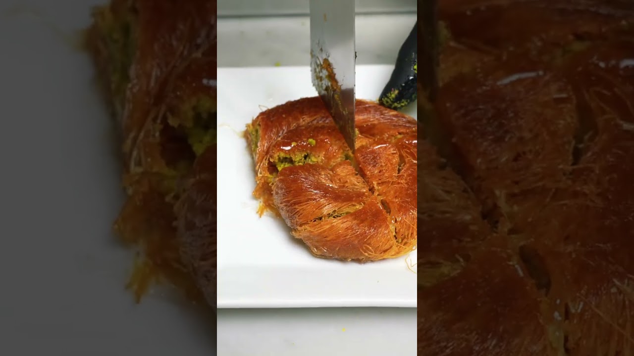 the most satisfying cut you’ll see today. 🔪🥮