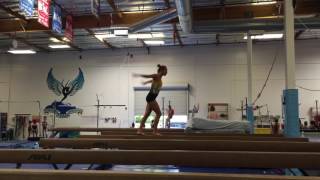 Hitch-kick Side Aerial Sissone