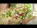 【ブーケとラッピング】~コスモスとシンフォリカルポスの花束~