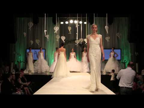 Myosotis - wedding dresses defile.
