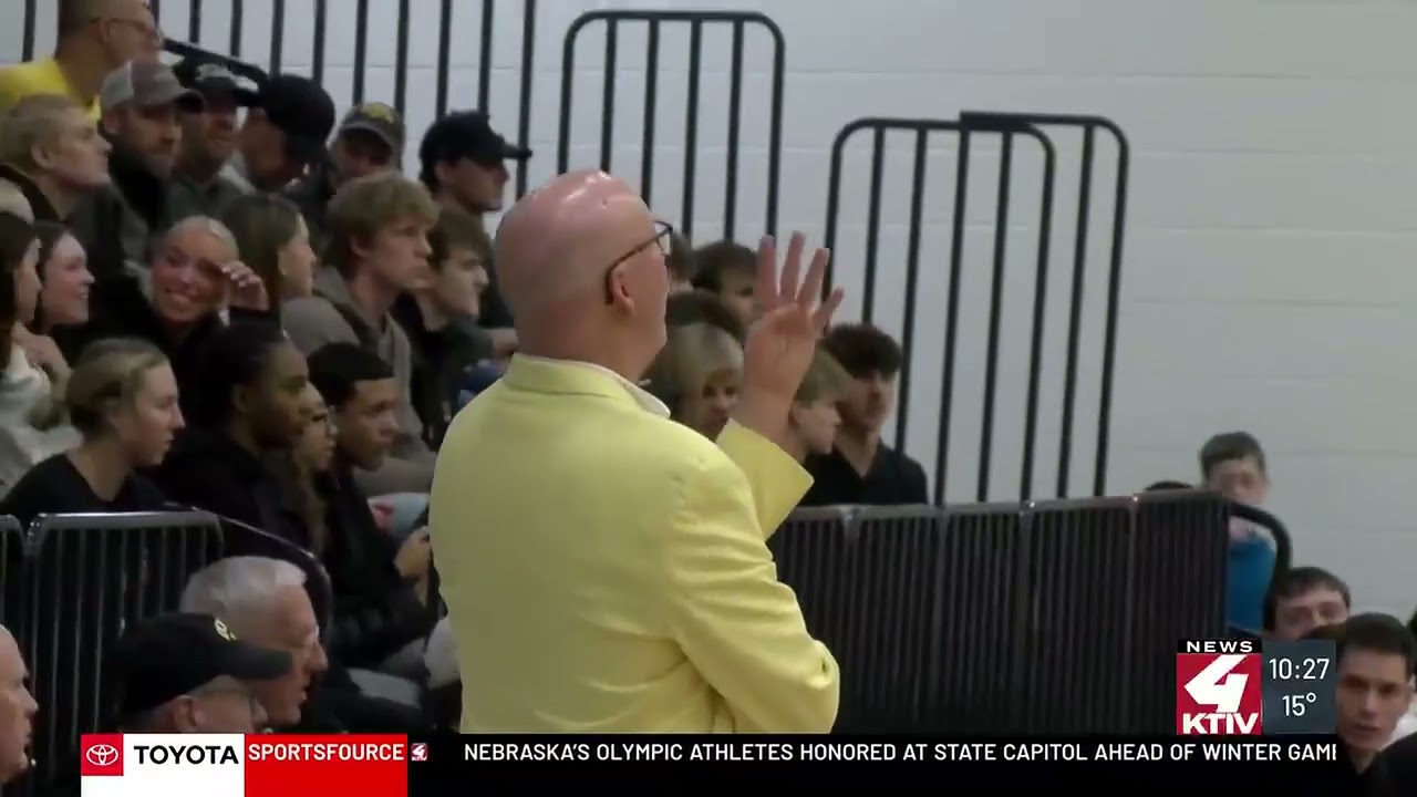 Mustangs pick up 4th straight win in fast paced showdown with Dordt