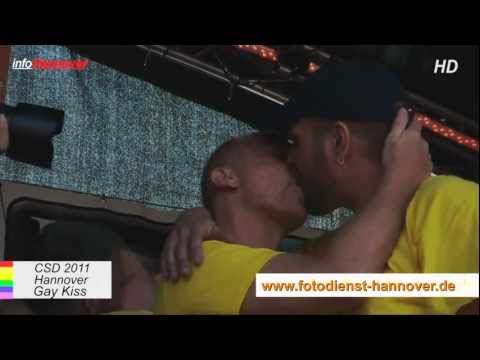CSD 2011 Hannover - Gay Kiss -Film 2  Der Kuss