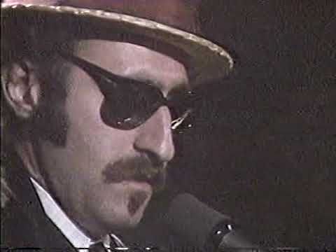 Leon Redbone 11-15-87 late night TV performance - YouTube