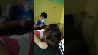 Neng Cece Belajar Berdiri.