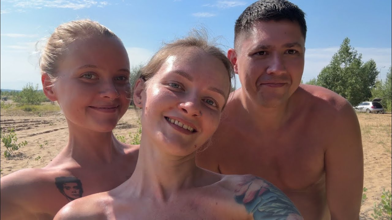 Чудесный выходной на ПЛЯЖЕ🏖️ Жарим шашлык, загораем, купаемся😍Влог