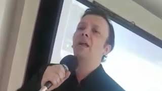 El cantante Fernando Ariel canta a su hija y su mujer Mi princesa y se emociona 9 12 18