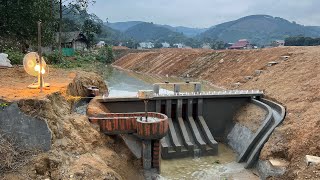 Construction of 220V hydroelectric power plant