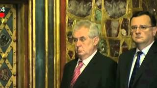 Президент Чехии пришел пьяный на официальную церемо...