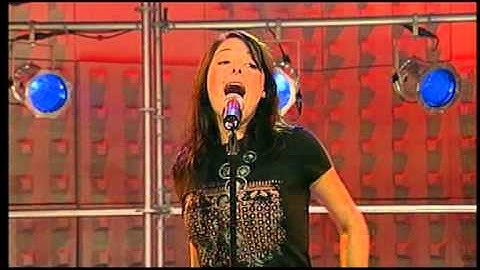 Stacie Orrico-Stuck (Live Interaktiv 2003)