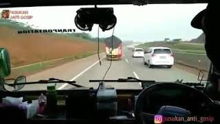 Story wa keren versi truk cakep
