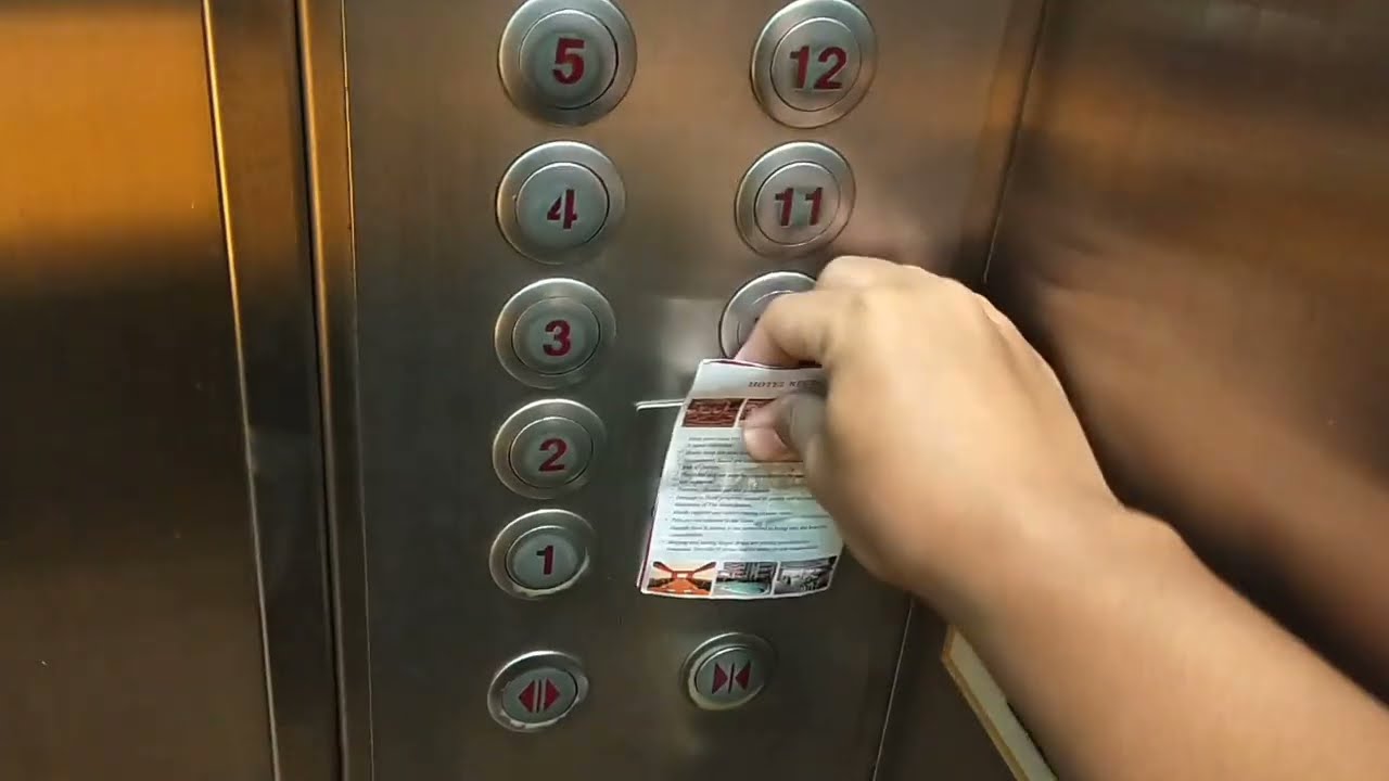 EPIC MOTOR!!! SIGMA Traction Panoramic Elevator @Planet Holiday Hotel, Batam [3rd Retake]