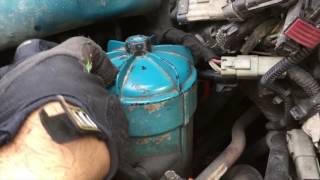 How to change fuel filter on a 2005 International DT466