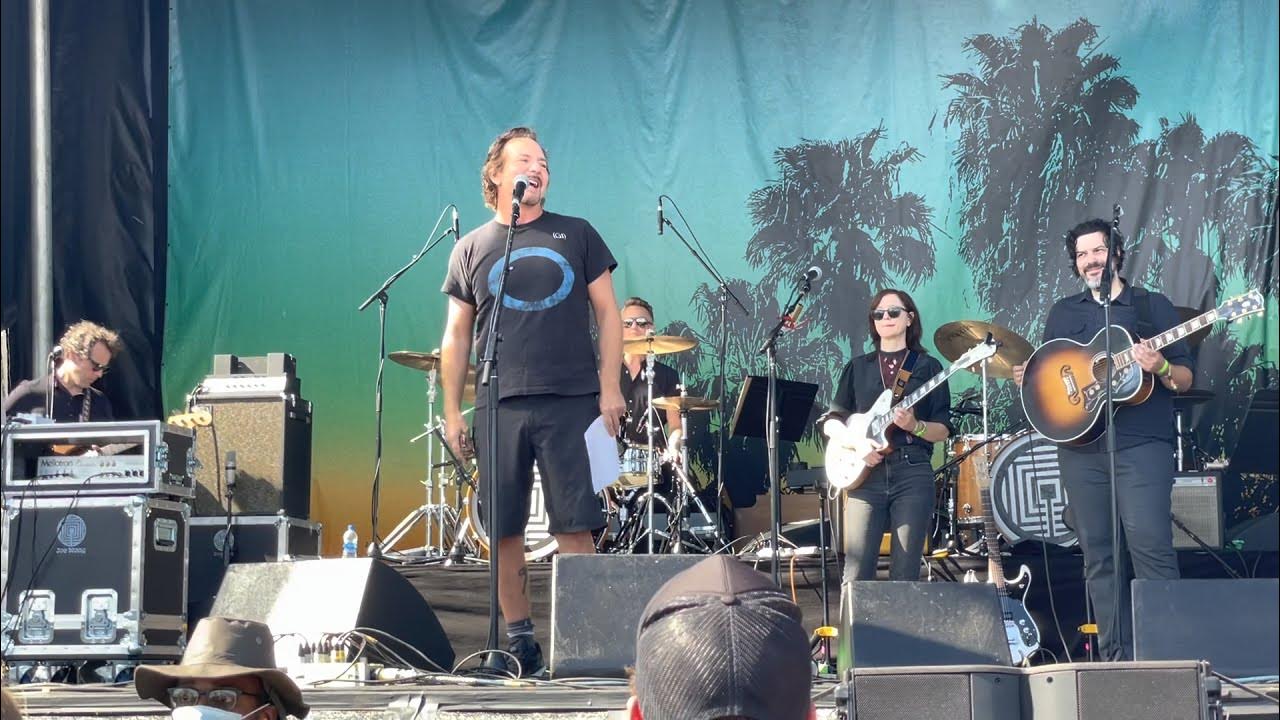 Joe Wong + Nite Creatures w/M. Cameron + Eddie Vedder intro "Dreams Wash Away" Ohana Encore, 10.2.21 Joe Wong + Nite Creatures w/M. Cameron + Eddie Vedder intro "Dreams Wash Away" Ohana Encore, 10.2.21