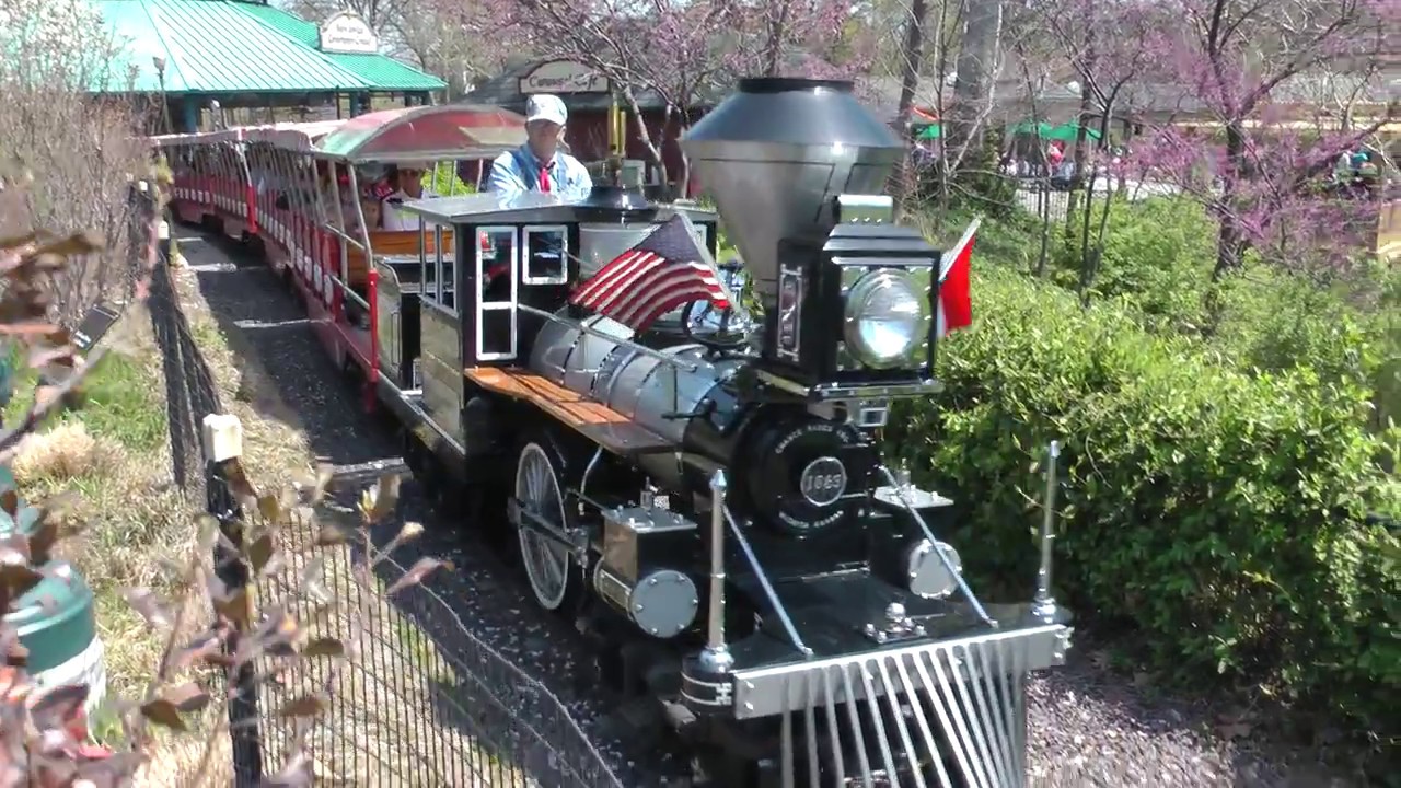 St. Louis Zoo train on the move at the zoo in Forest Park, St. Louis, Missouri - YouTube