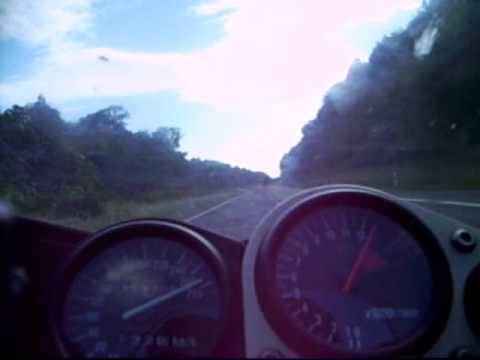 zx 750 top speed