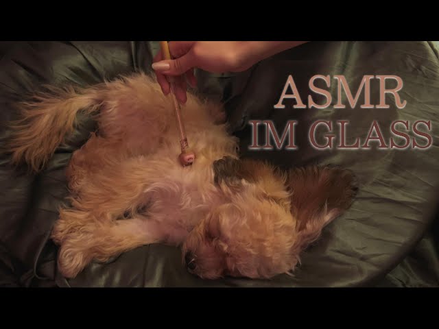 Relaxing glass tapping asmr
